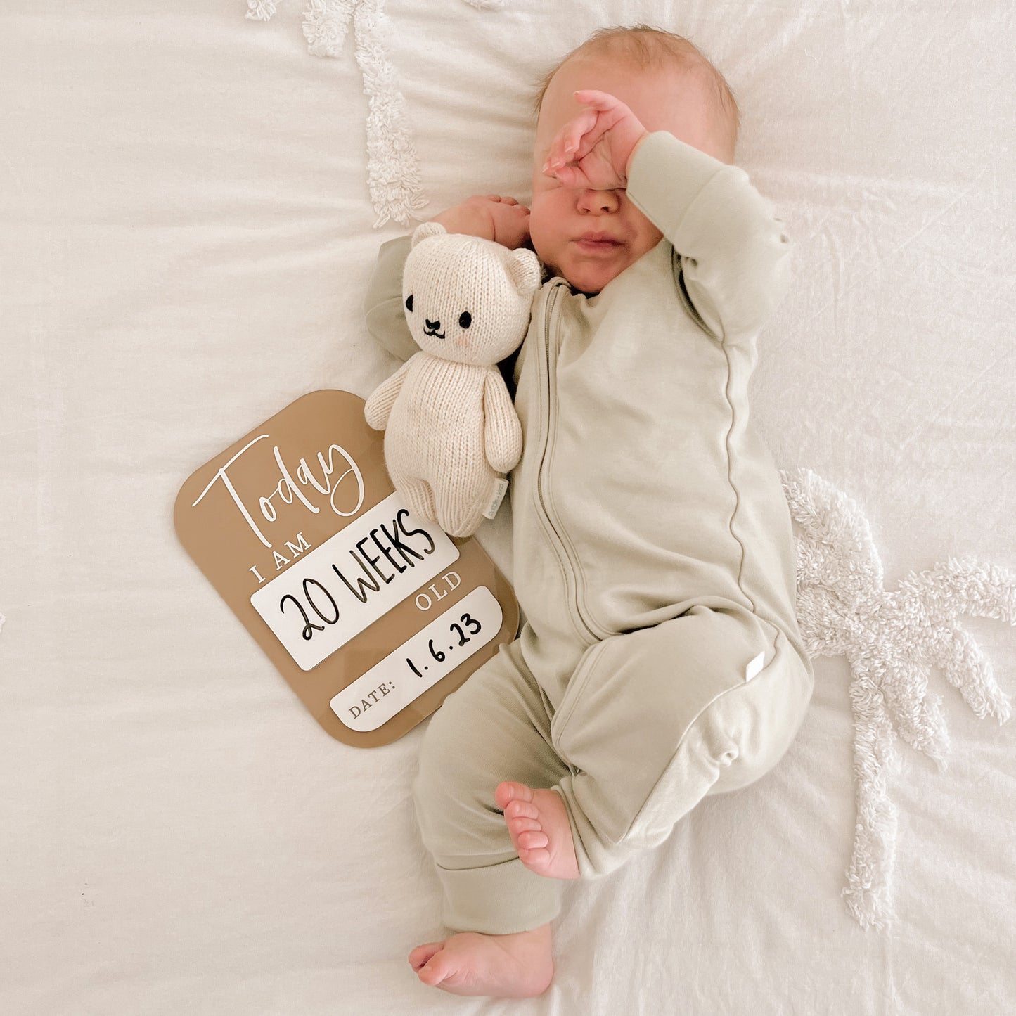 WRITABLE Milestone Plaque | AGE | Various Pattern & Colour Options + FREE Whiteboard Marker