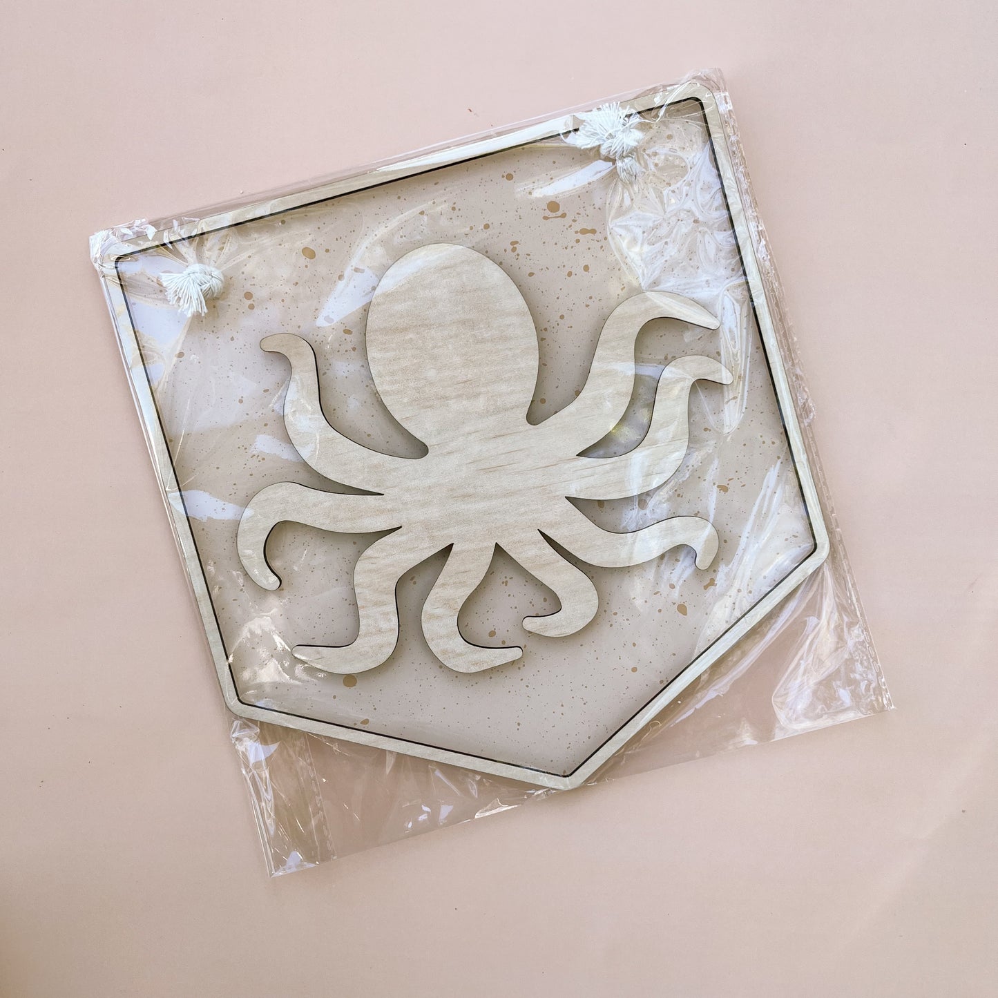 OCTOPUS BANNER | SAND SPECKLE | 1 AVAILABLE