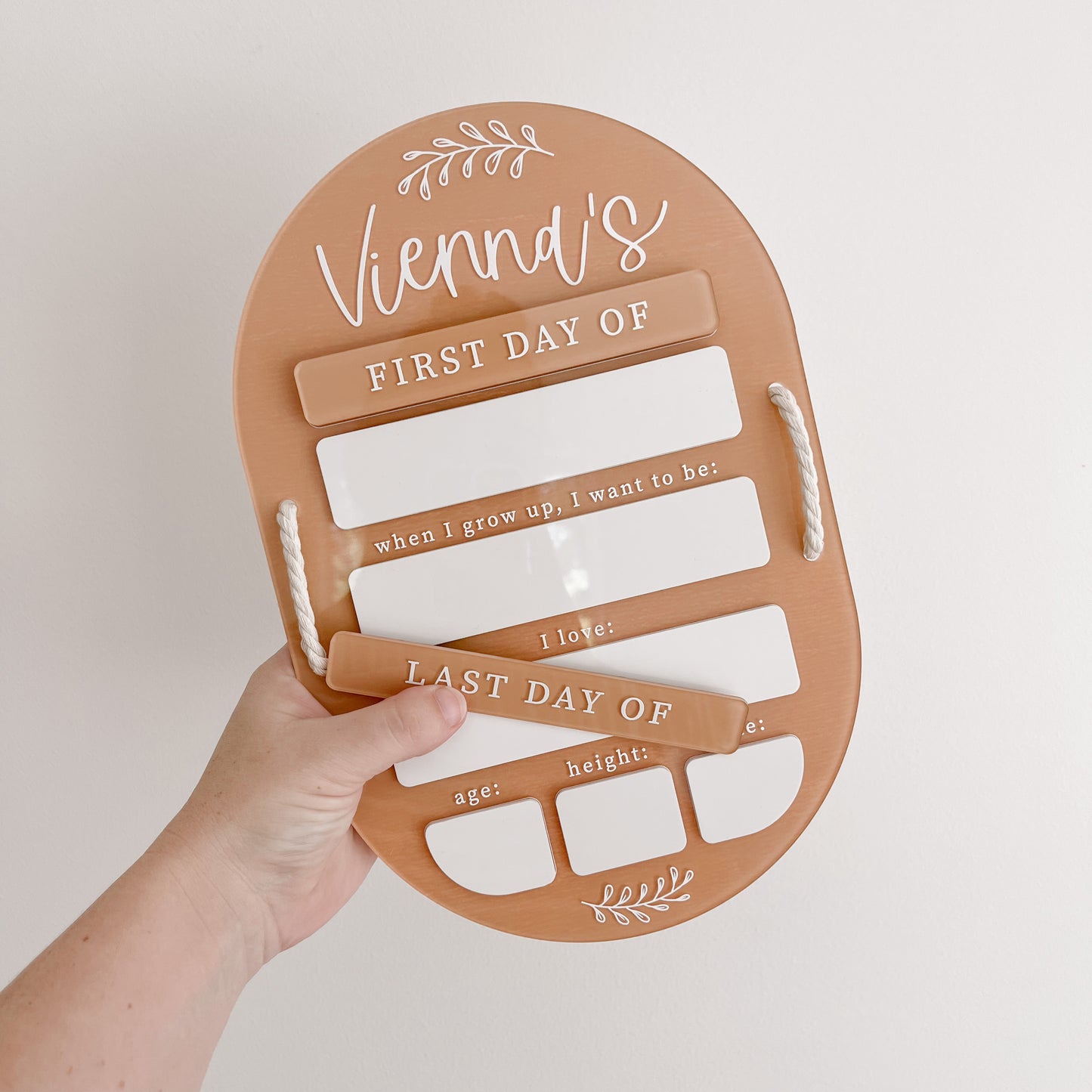LARGE SCHOOL / DAYCARE FIRST & LAST DAY Milestone Board + FREE Whiteboard Marker | Multiple Colour + Pattern Options