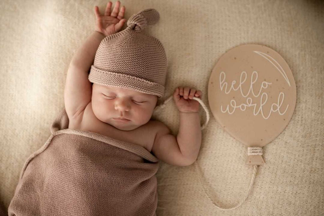 BALLOON Birth Announcement | CUSTOMISE | Multiple Greetings, Colours & Patterns