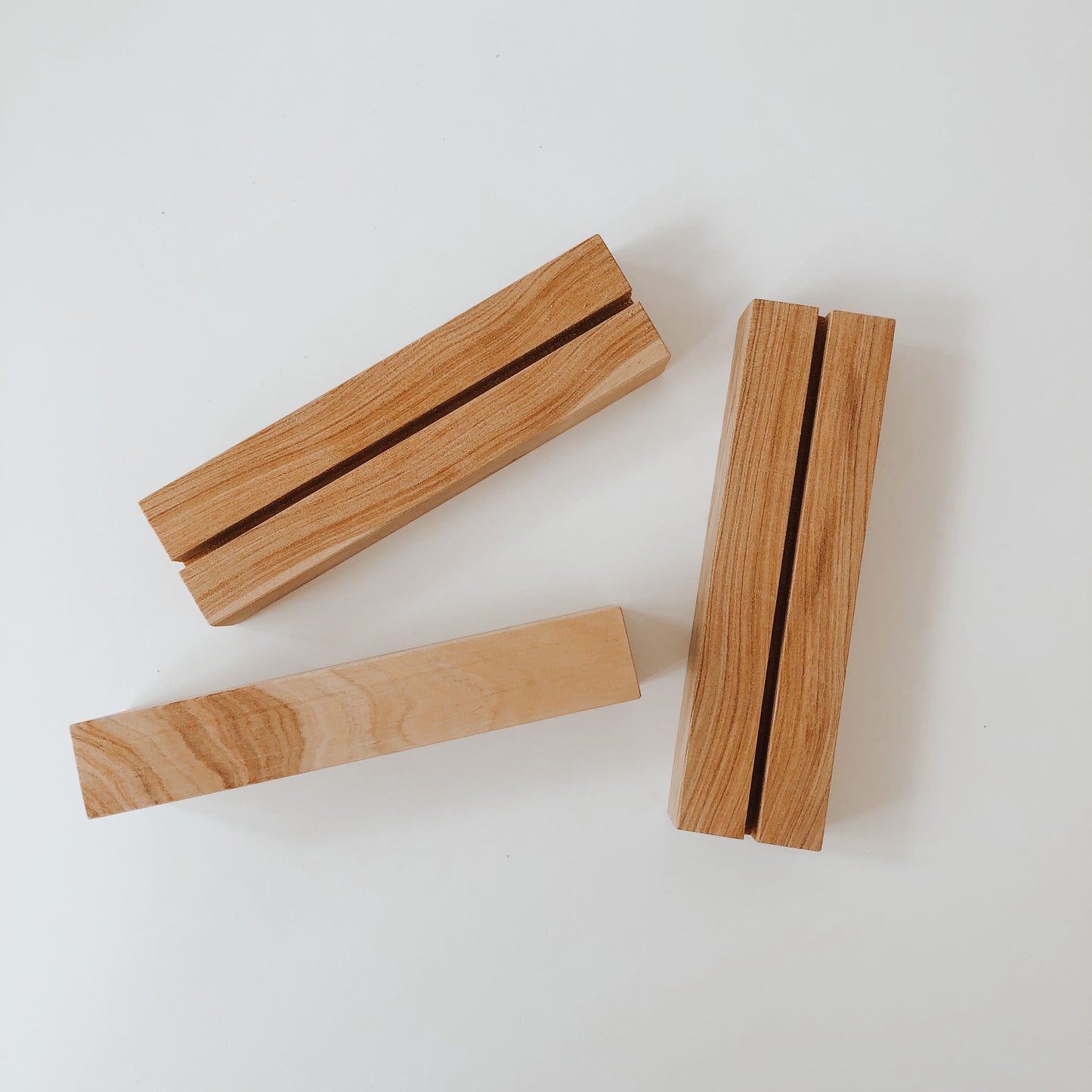 Timber Plaque Stand | RECTANGLE