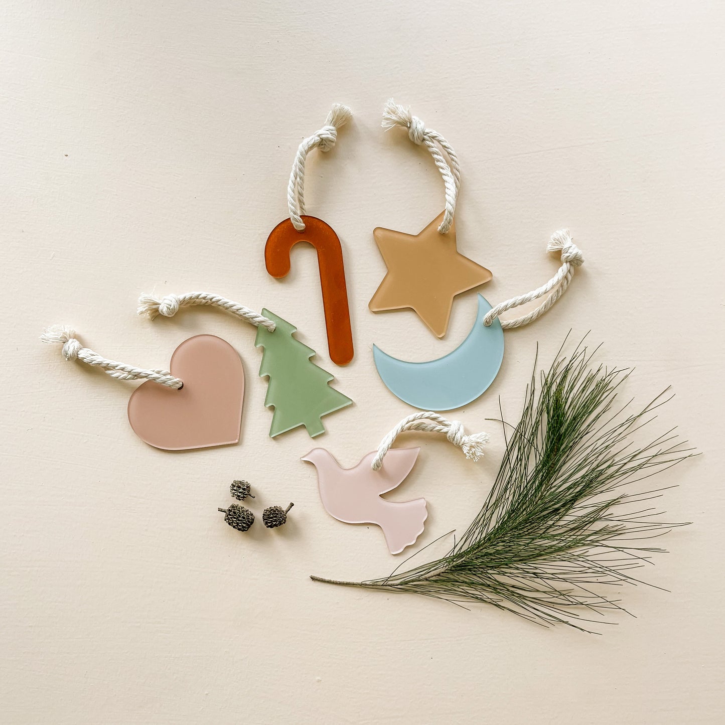 SOLID / PLAIN CHRISTMAS ORNAMENTS | Set Of 6 | Multiple Colour Options