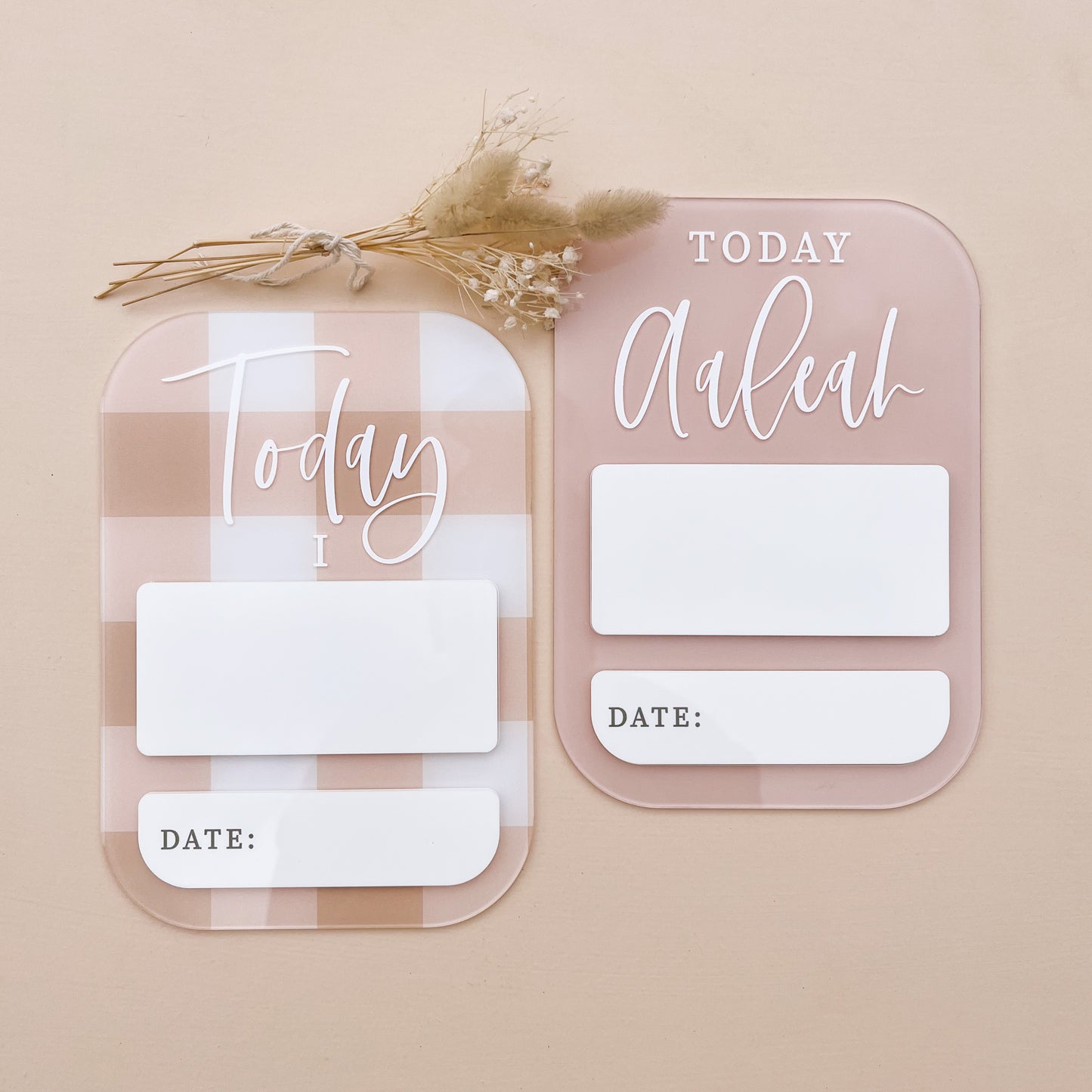 WRITABLE Milestone Plaque | DEVELOPMENT | Various Pattern & Colour Options + FREE Whiteboard Marker