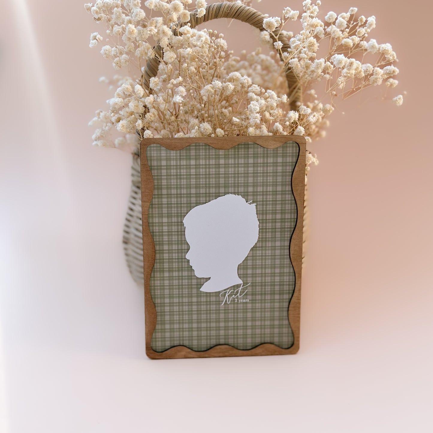 Personalised Vintage-Style Cameo Silhouette Plaque | Multiple Customisation Options