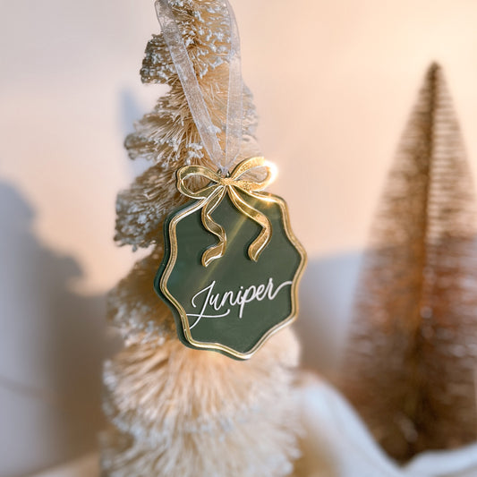 Vintage Bow Wavy Christmas Ornament | Personalised | Multiple Customisation Options