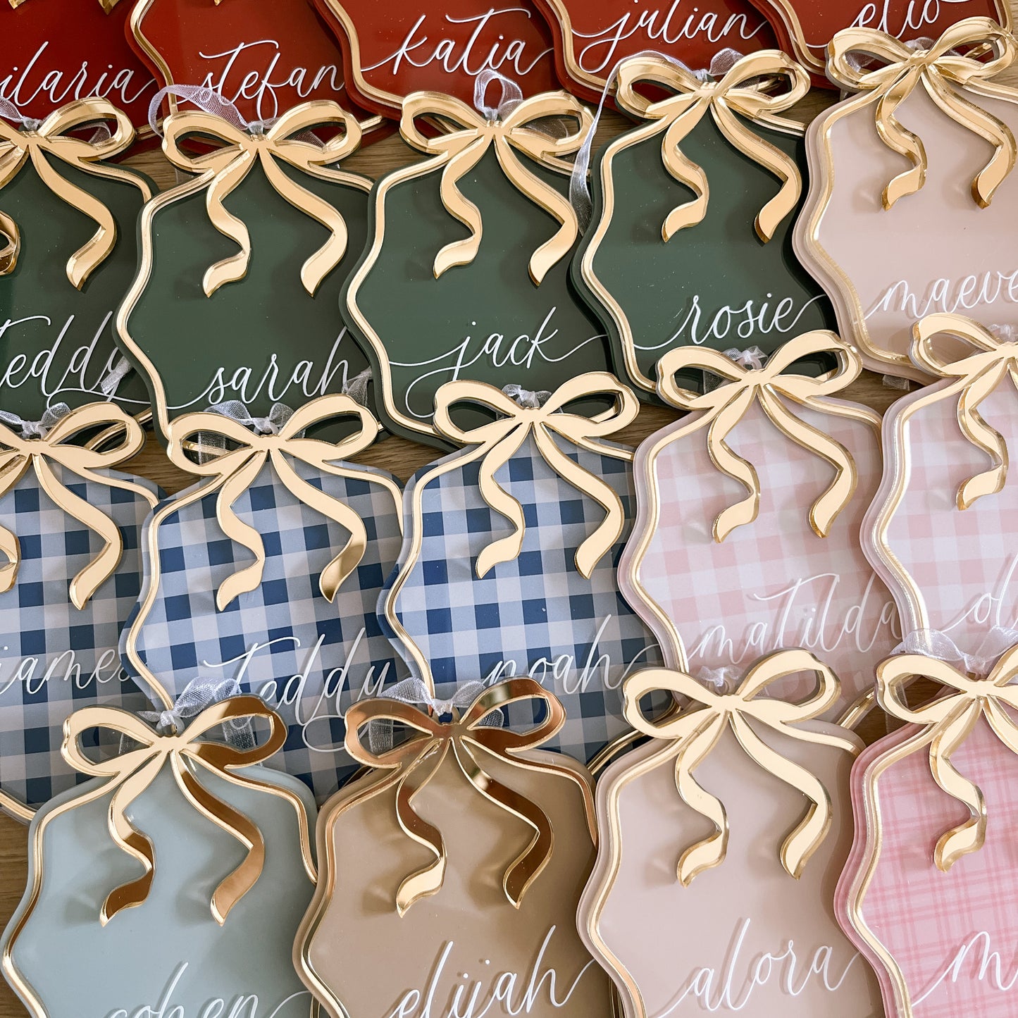 Vintage Wavy Bow Christmas Ornament | Personalised | Multiple Customisation Options