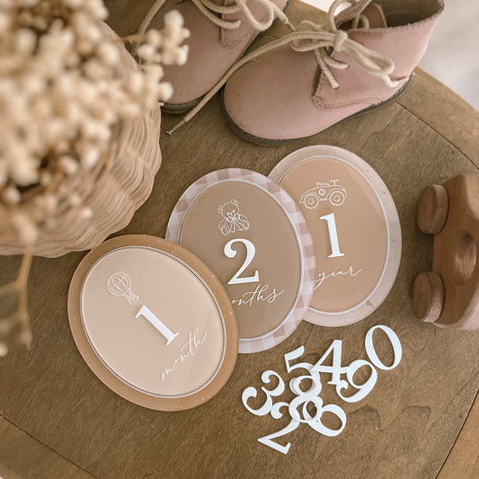 Double-Layered Oval Baby Milestone Set | Swappable Numbers | Multiple Customisation Options