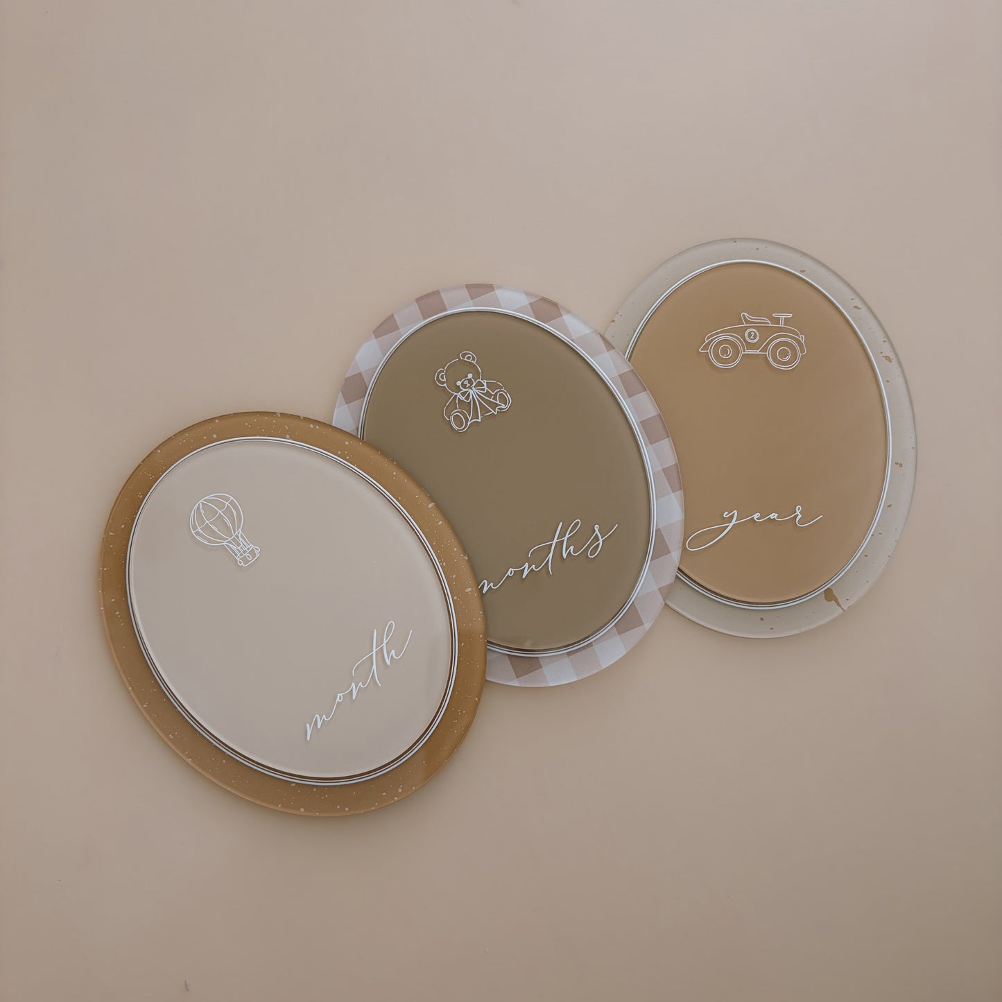 SAMPLE - Double-Layered Oval Baby Milestone Set