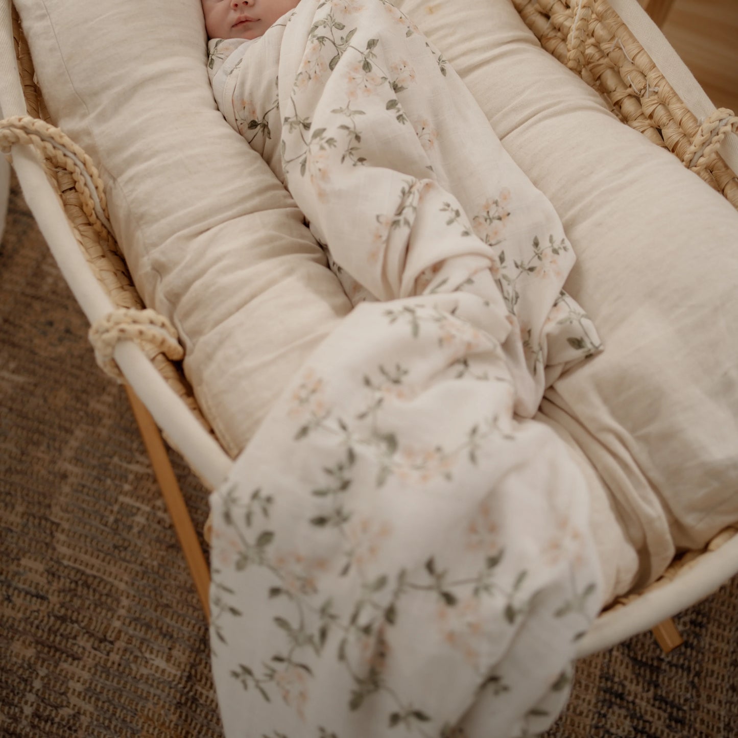 Fleur Blanche Swaddle | Organic Cotton Muslin Wrap