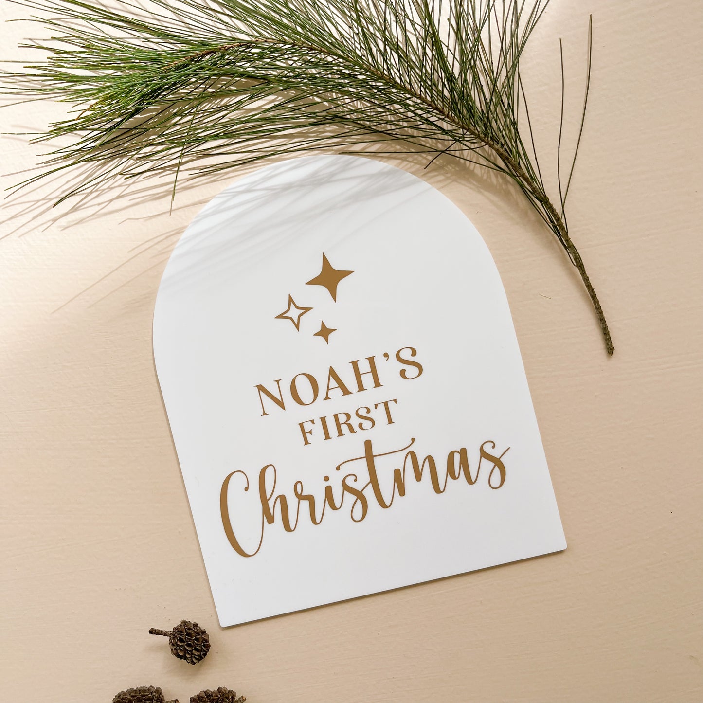 FIRST CHRISTMAS PLAQUE | Personalised | Disc or Arch | Multiple Colour Options