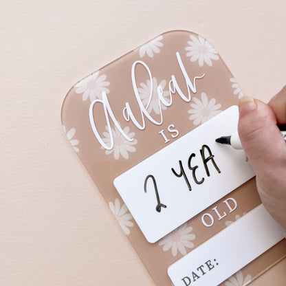 WRITABLE Milestone Plaque | AGE | Various Pattern & Colour Options + FREE Whiteboard Marker