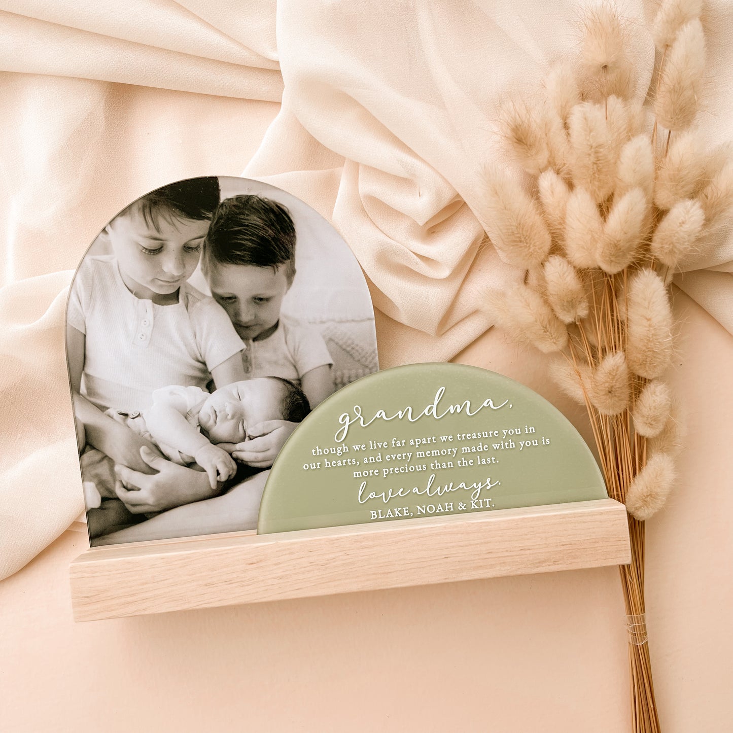 Custom Photo, Letter & Stand SET | Multiple Colour Choices